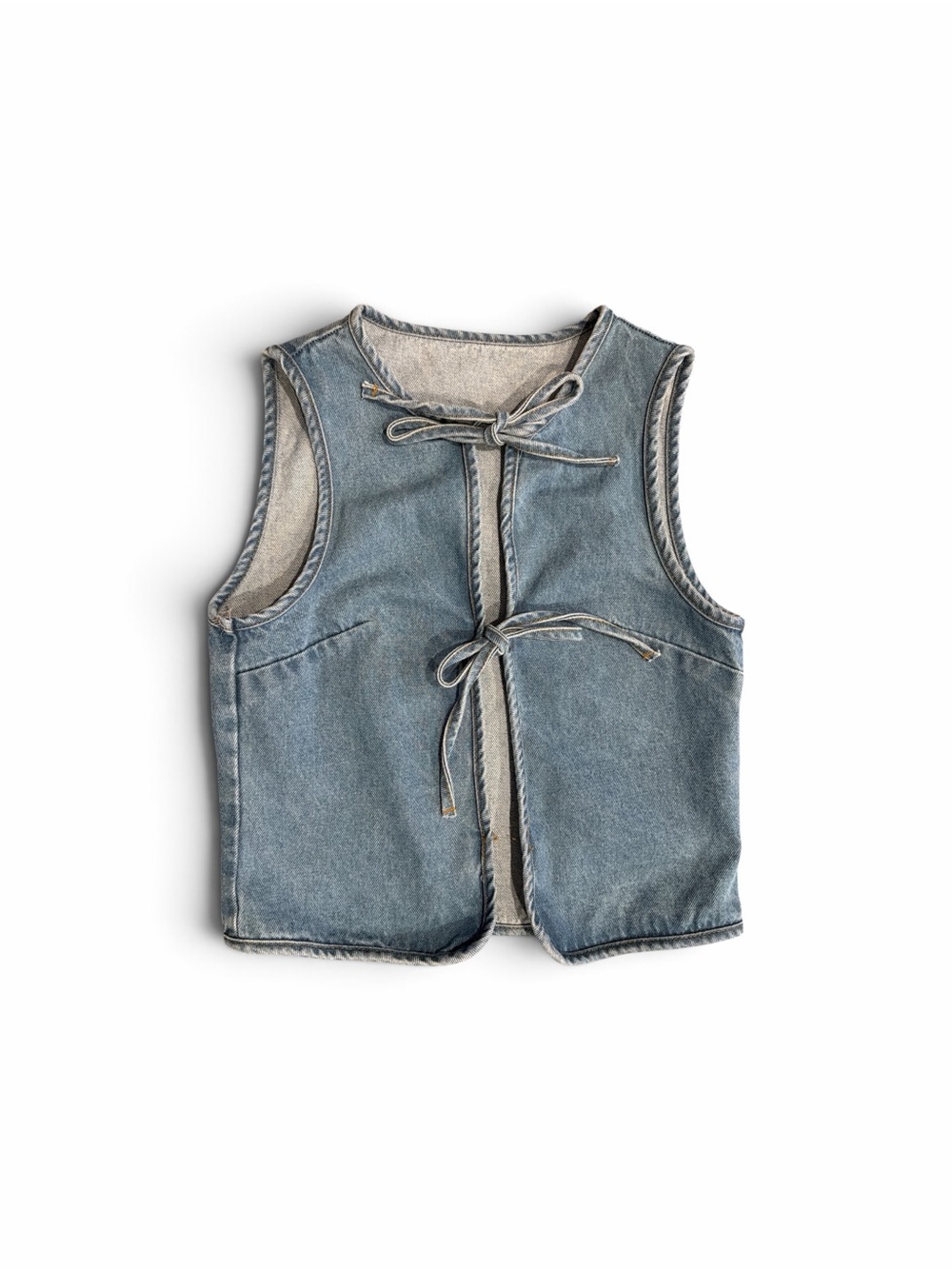 Missguided + Women’s Light Blue Denim Tie-Front Vest size small